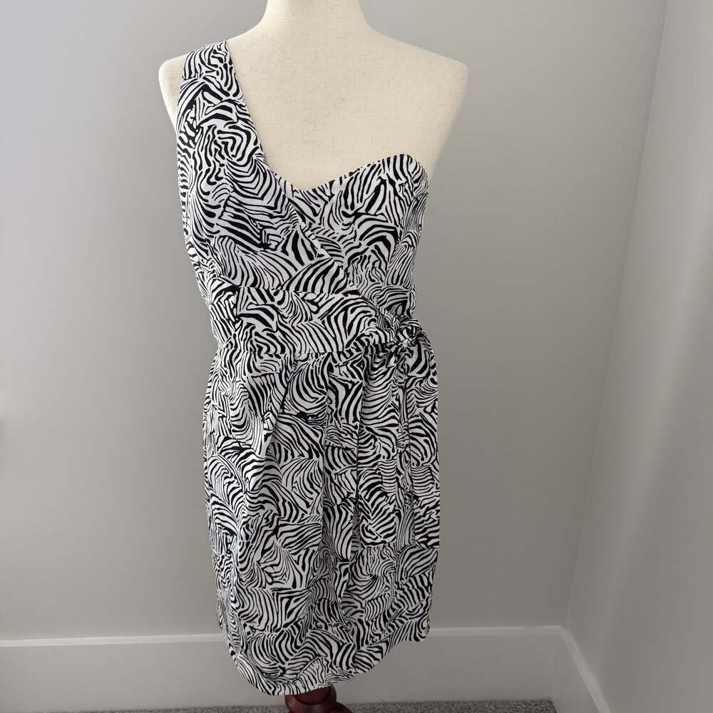 Club Monaco Size 8 One Shoulder Zebra Print Dress